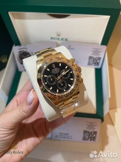 Часы Rolex Daytona gold в день Милиции