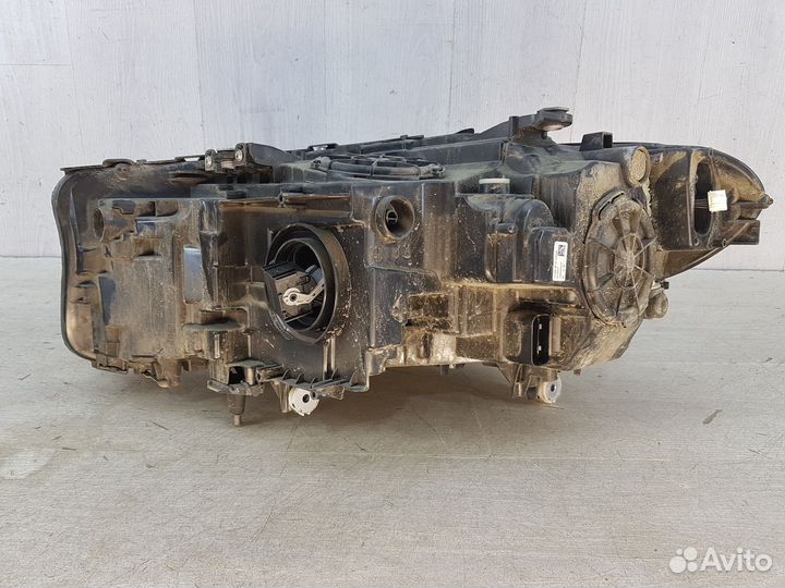 Фара правая BMW 5 G30 бмв