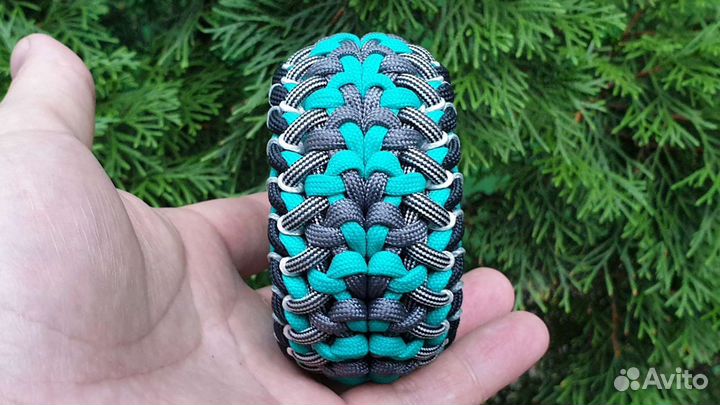 Браслет из паракорда 