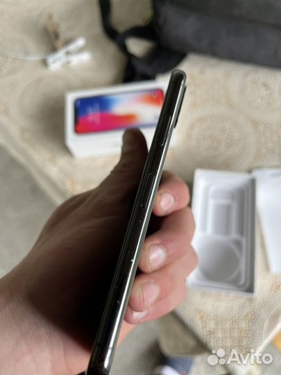 iPhone X, 64 ГБ