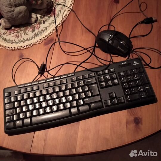 Клавиатура Logitech K200 Black мышь