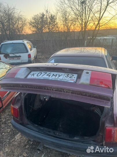 Крышка багажника задняя Audi 80 Б3 1990
