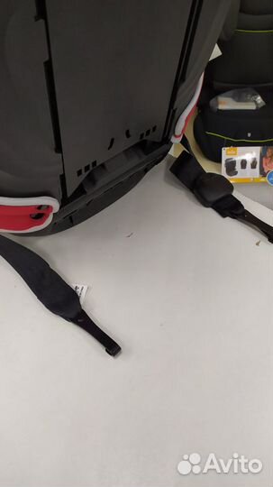 Автокресло 15-36кг изофикс Cybex Yari красный цвет