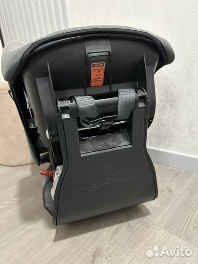 Автомобильное кресло inglesina