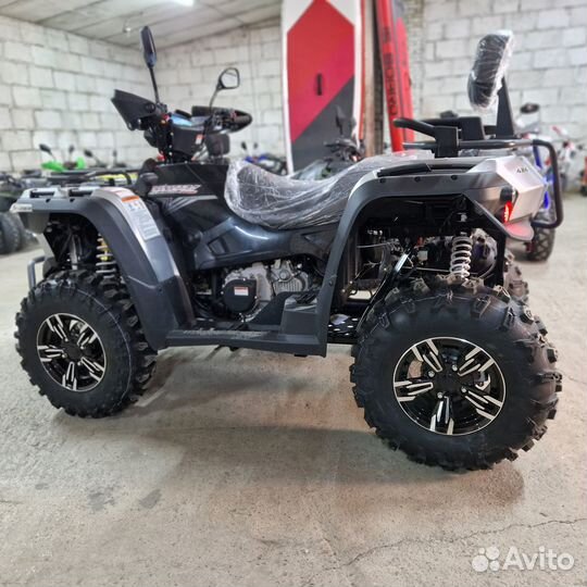 Квадроцикл Linhai-Yamaha M550L Серый