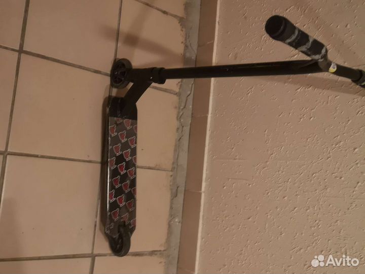 Трюковой самокат colt