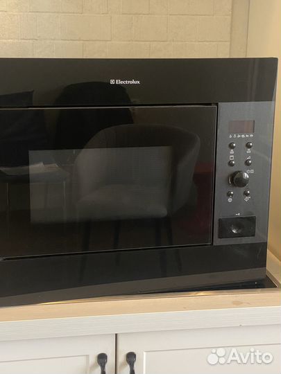Встраиваемая Микроволновая печь electrolux