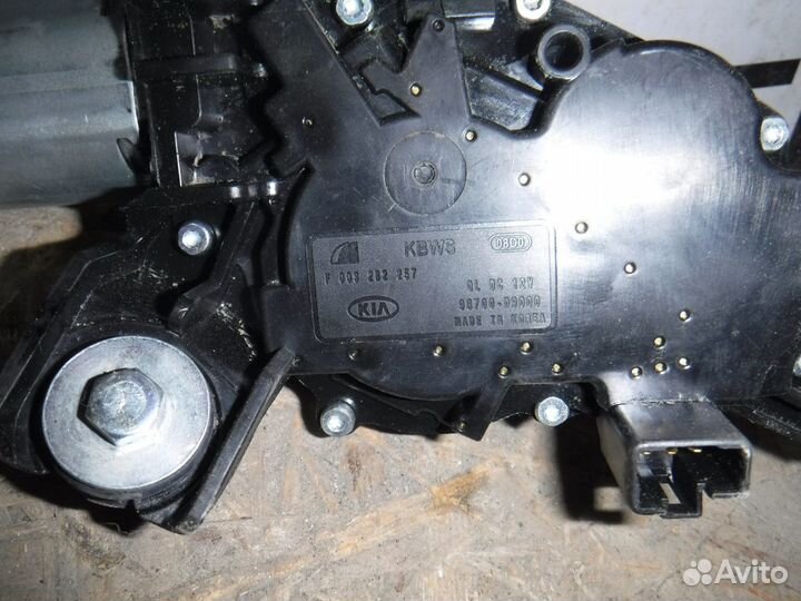 Моторчик заднего стеклоочистителя Kia Sportage 4