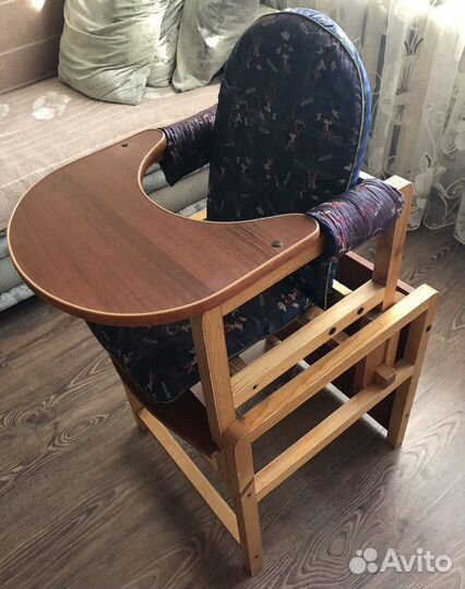Стульчик для кормления деревянный