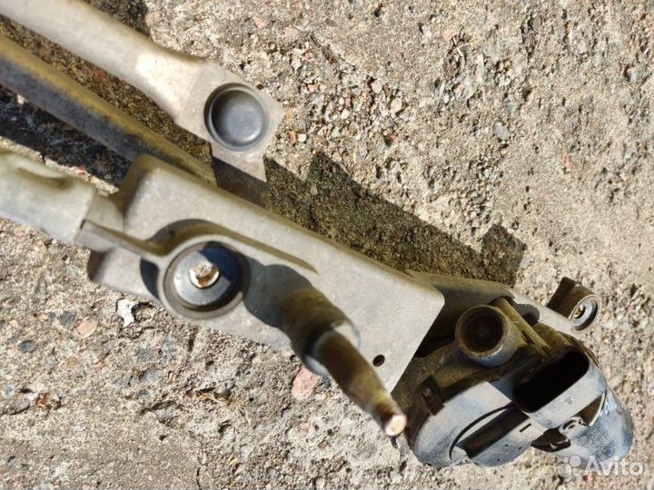 Трапеция стеклоочистителей Ford Focus 1 седан 2.0I