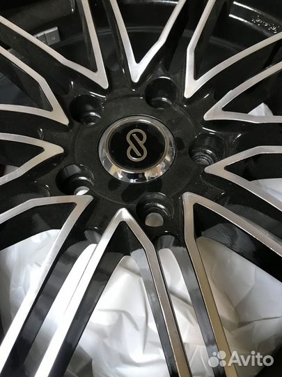 Диск 18 5*114,3 Et: 35 Dia: 67,1 Enkei SMS01 BKF