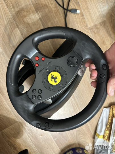 Игровой руль с педалями