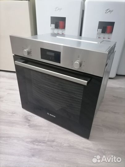 Электрический духовой шкаф Bosch новый космос