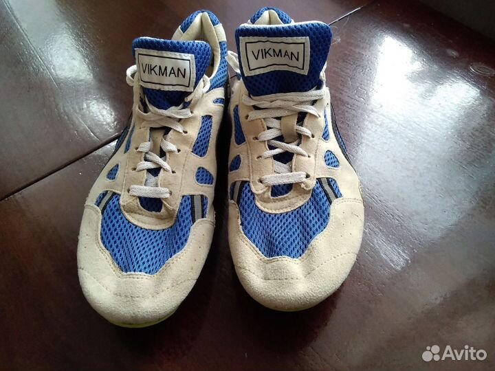 Футбольные бутсы