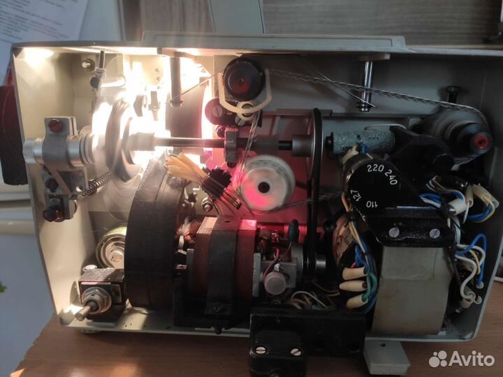 Кинопроектор Русь 8 мм