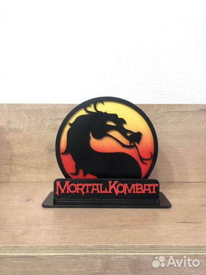 Настольная эмблема Mortal Kombat (MK)
