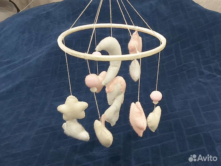 Мобиль из фетра