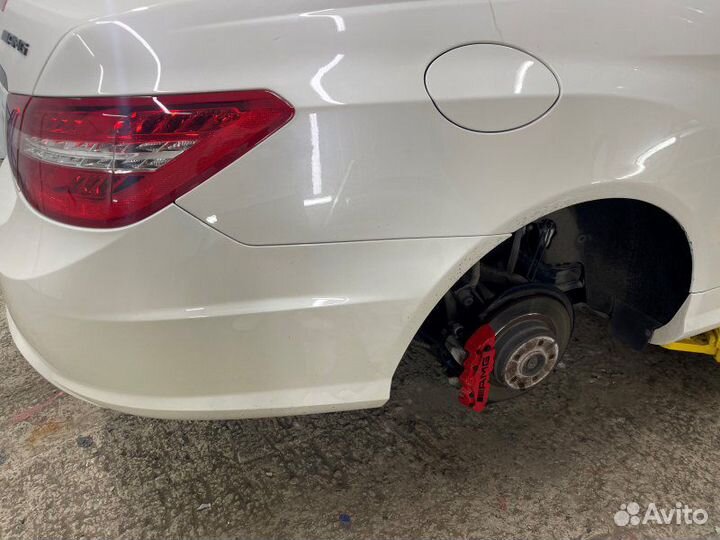 Mercedes Mercedes-Benz