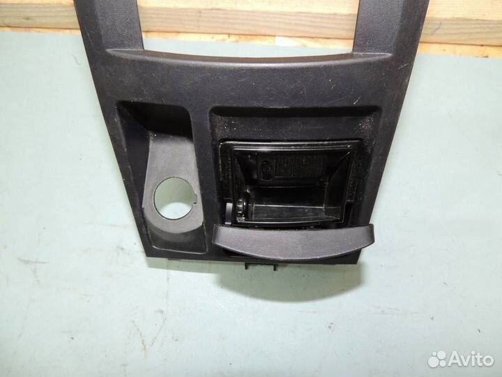 Накладка консоли Mitsubishi Galant 9