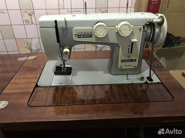 Старинная Швейная ножная машинка Подольская