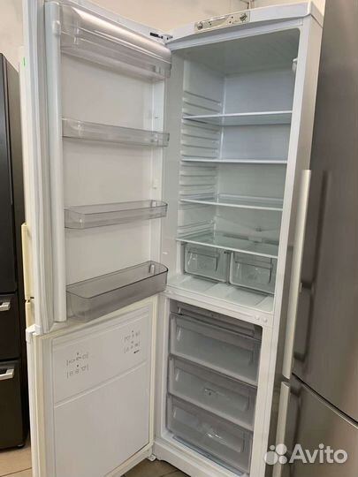 Холодильник б/у для дома