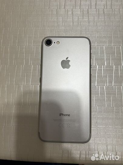Телефон iPhone 7 128gb
