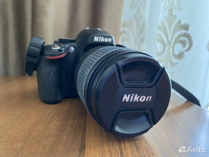 Зеркальный фотоаппарат Nikon
