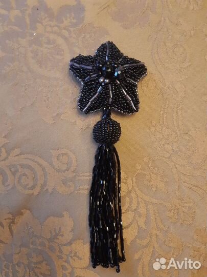 Брошь ручной работы