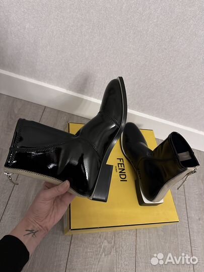 Fendi Ботинки женские размер 37,5
