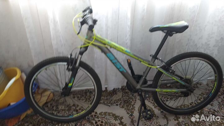 Продам велосипед подходит для девочки и мальчика