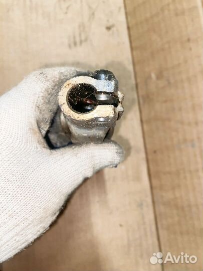 Рулевой карданчик Mitsubishi Galant 8 USA 4G64