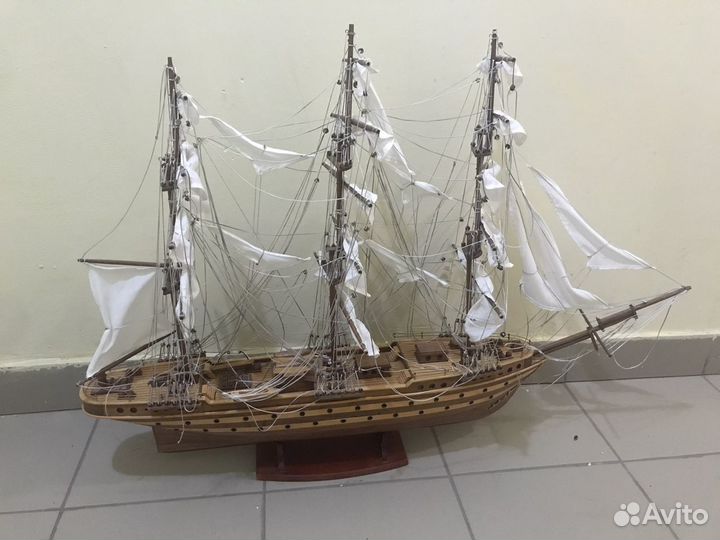Корабль коллекционный
