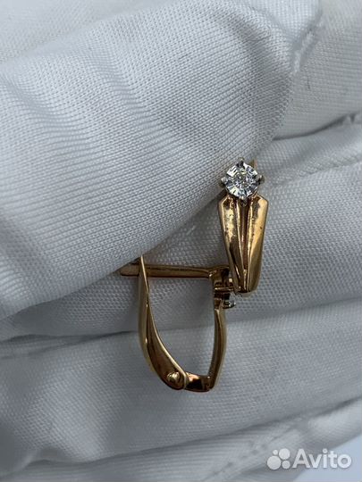 Золотые серьги