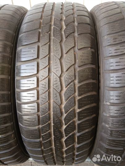 Continental Conti4x4WinterContact 215/60 R17