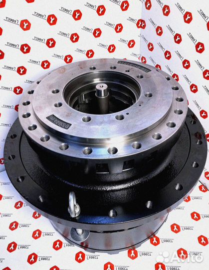 Редуктор хода Komatsu PC300LC-8 207-27-00370