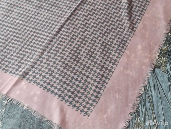 Платок Батист Модал Christian Dior розовый новый