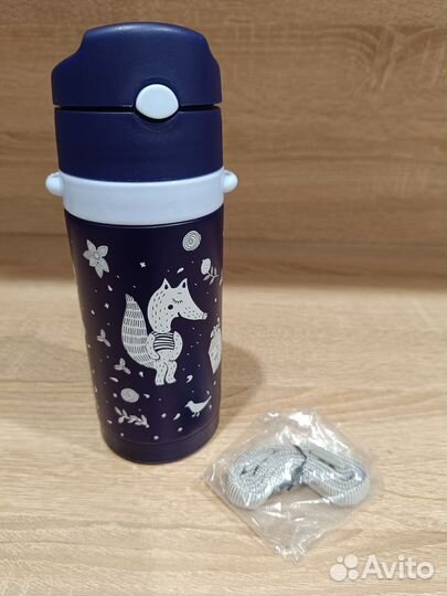 Термос с трубочкой