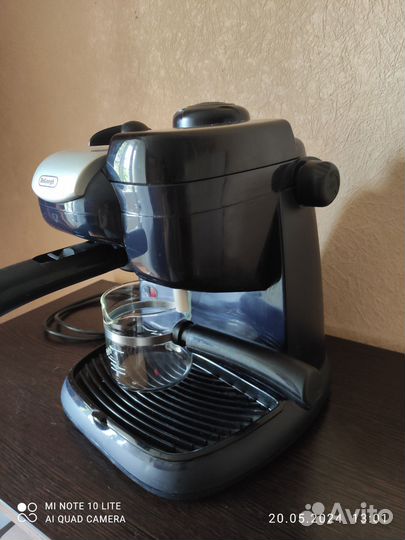 Кофеварка рожковая delonghi EC 9