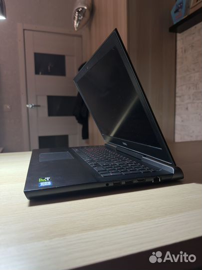 Dell Inspiron 7567 i5 7600HQ 16RAM 1050ti