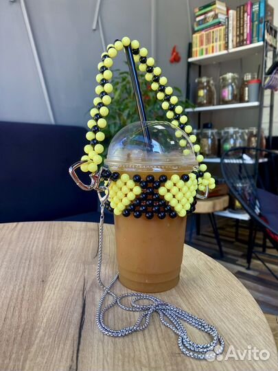 Капхолдер из бусин