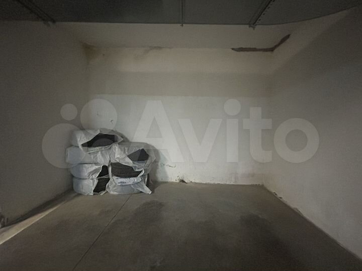 Машиноместо, 22 м²