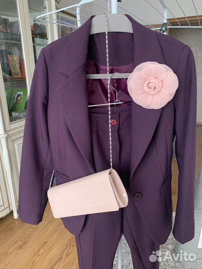 Брючный костюм женский 42