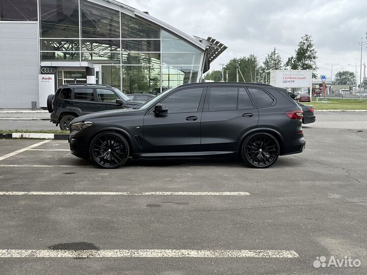 BMW X5 3.0 AT, 2023, 9 000 км