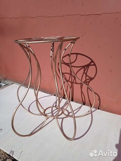 Подставка для цветов напольная