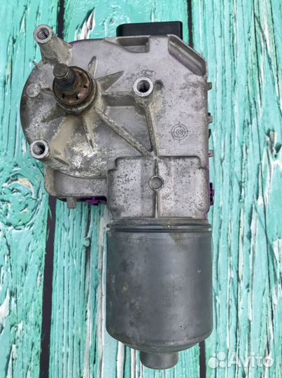 Моторчик стеклоочистителя touareg