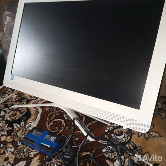 Моноблок hp all in one- 2016г