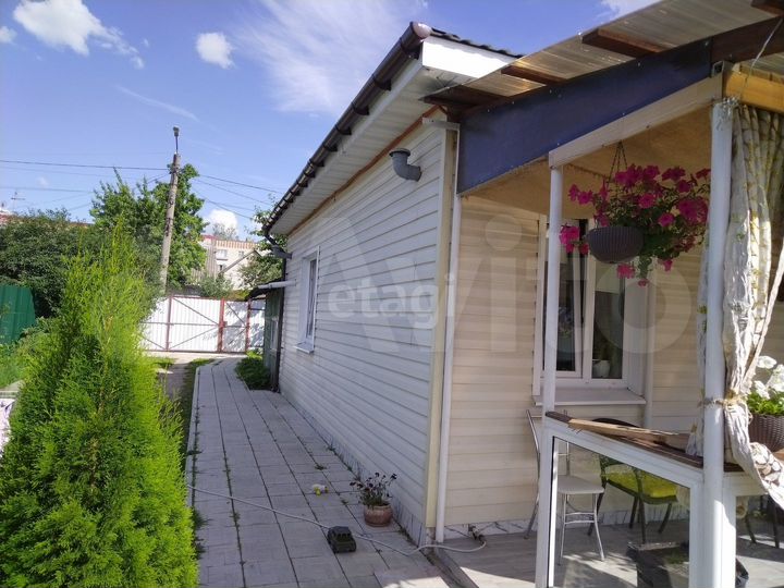 Дом 63,7 м² на участке 3 сот.