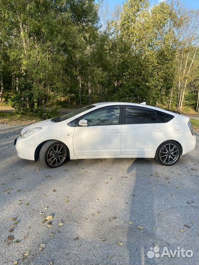 Toyota Prius 1.5 CVT, 2010, 220 000 км