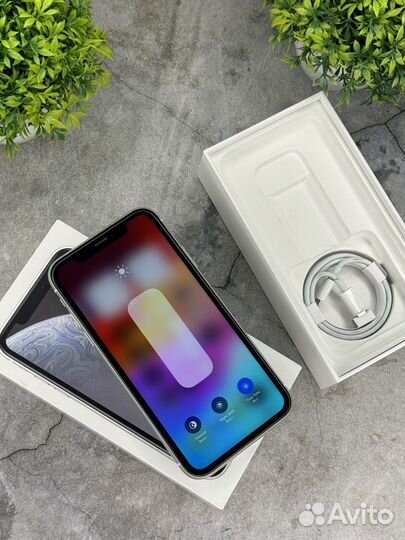 iPhone Xr, 128 ГБ