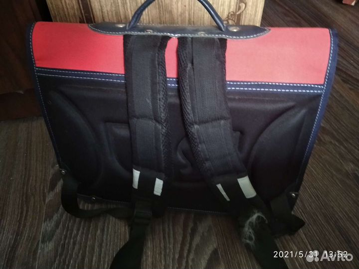 Портфель для первоклассника